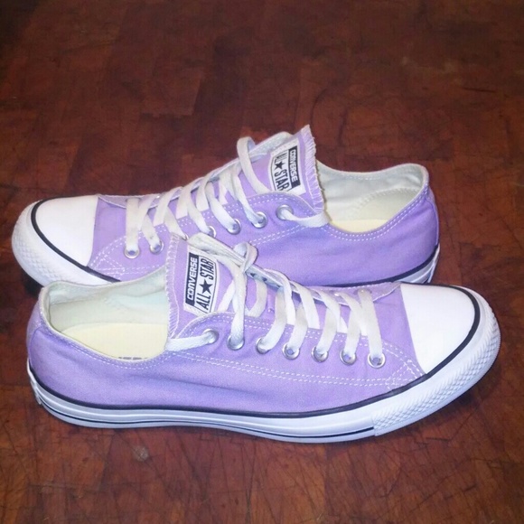 frozen lilac converse